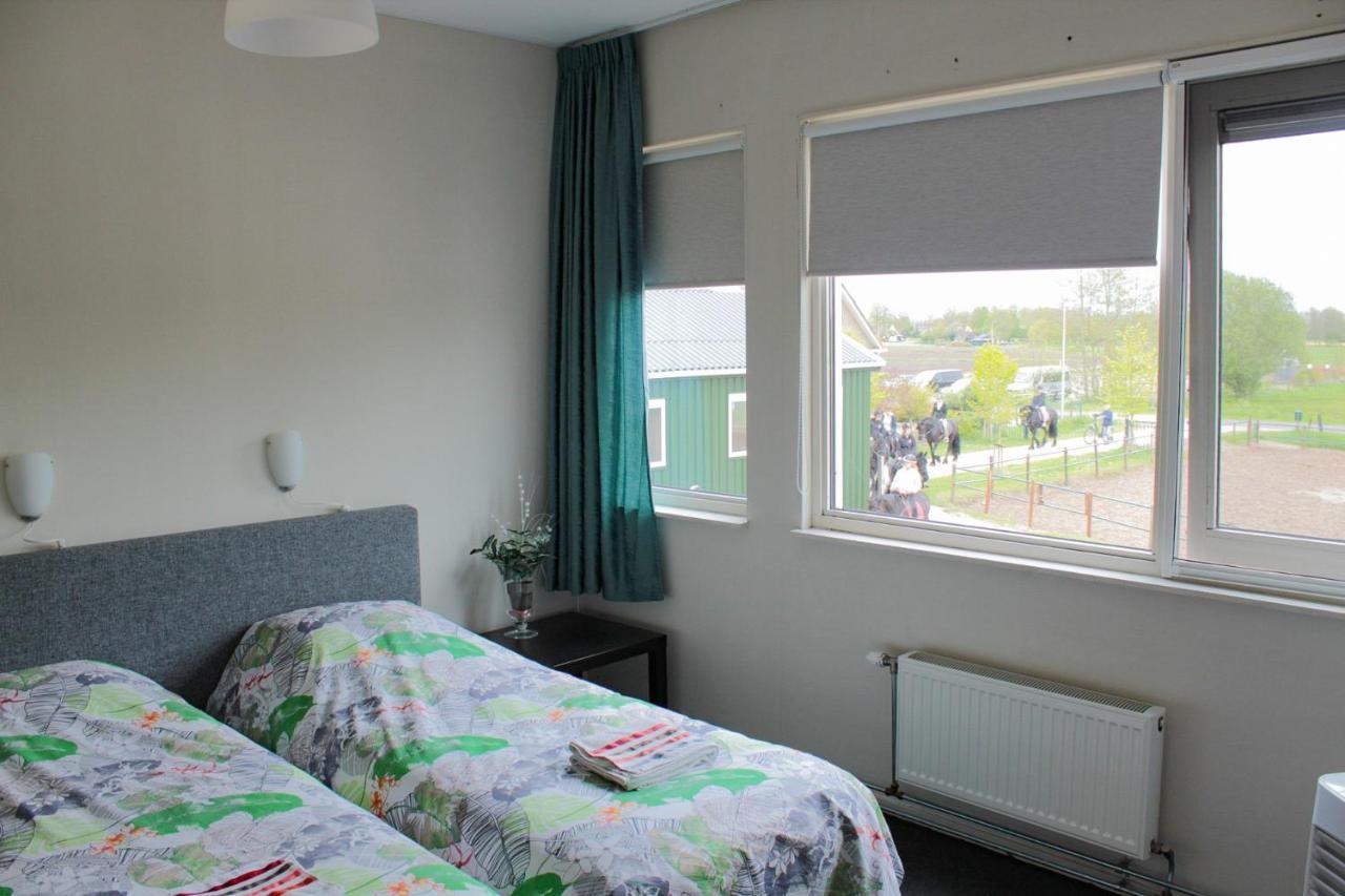 Manege Sanninghoeve B&B Oudega  Exteriör bild