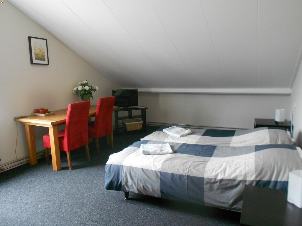 Manege Sanninghoeve B&B Oudega  Exteriör bild